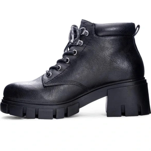 Dirty Laundry No Doubt Platform Bootie Size 6M - Picture 3 of 5